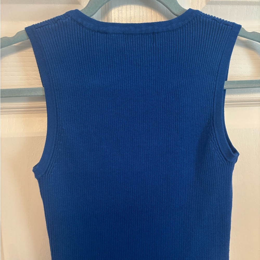 Tahari Royal Blue Ribbed Tank Top. Medium - Picture 9 of 11